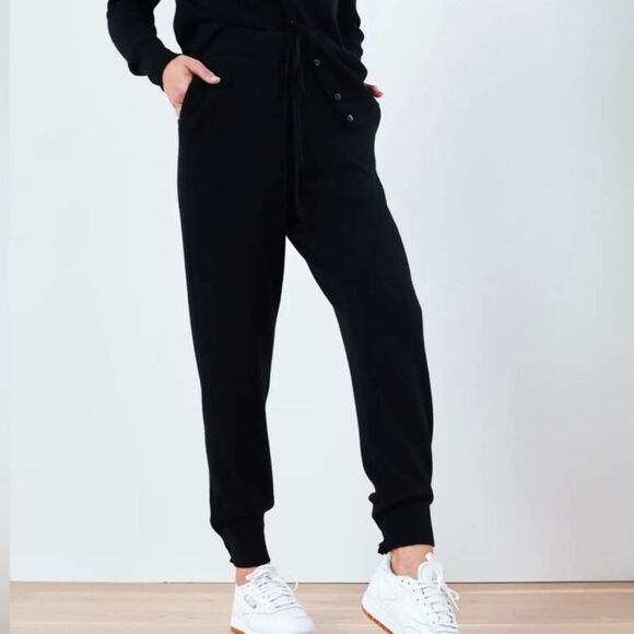 NEW Quince 100% Cashmere Black Joggers with pockets Medium - Picture 1 of 8